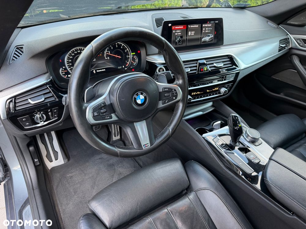 BMW Seria 5 530i xDrive M Sport sport - 16