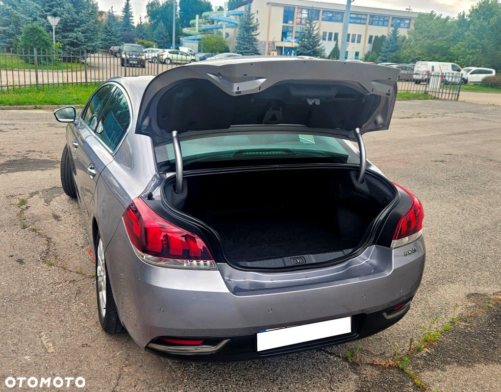 Peugeot 508 1.6 e-THP Allure S&S - 11