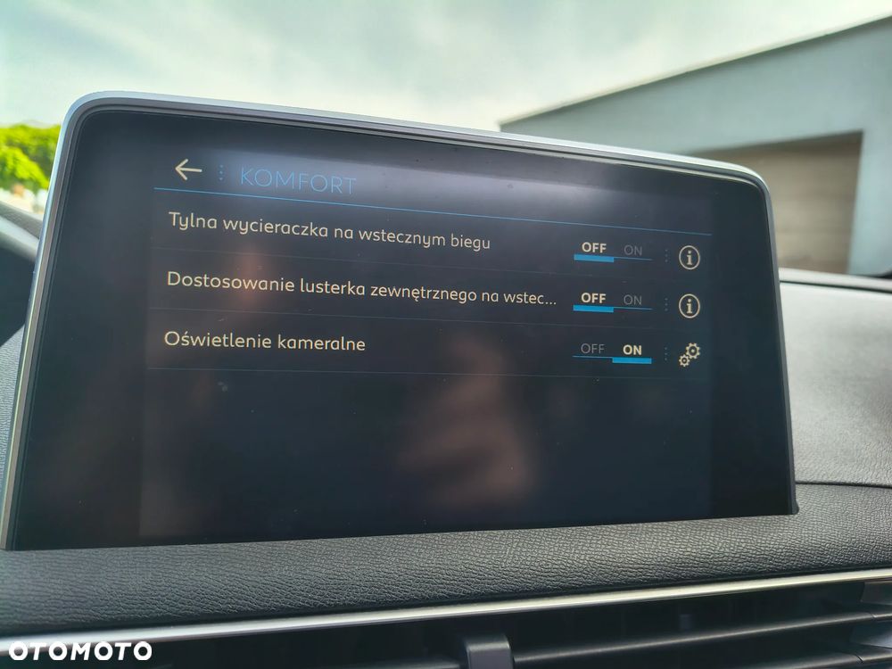 Peugeot 3008 2.0 BlueHDi Allure S&S - 22