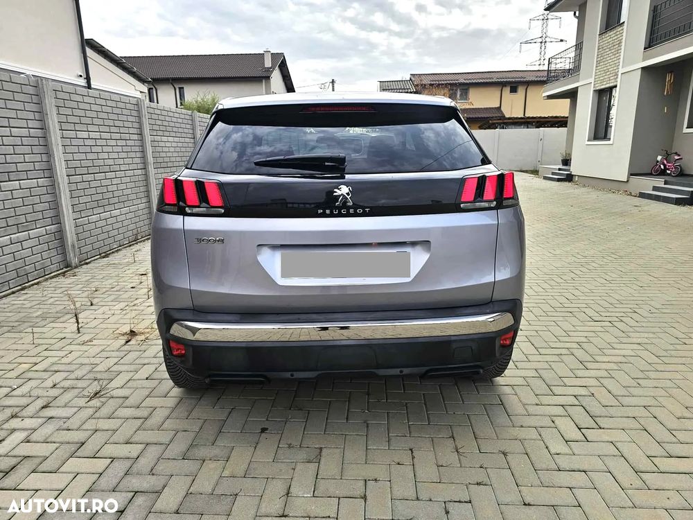 Peugeot 3008 PureTech 130 Stop & Start GPF EAT8 Allure - 4