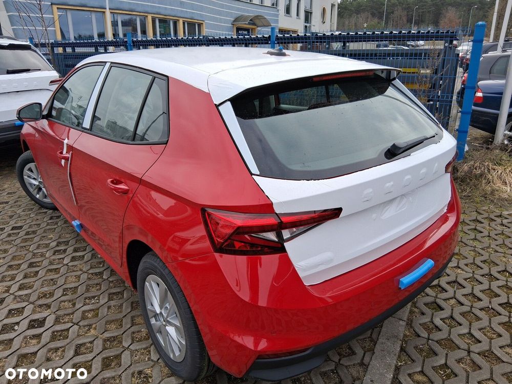 Skoda Fabia 1.0 TSI Drive DSG - 4