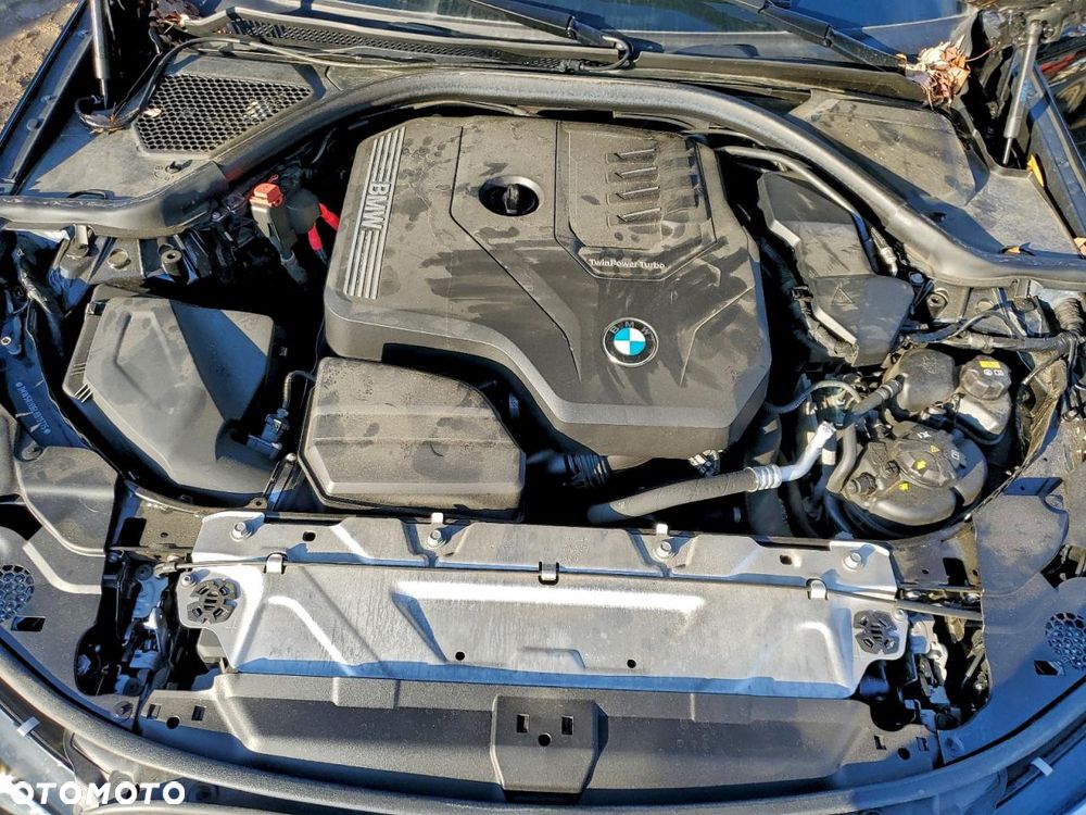 BMW Seria 3 330i Edition Luxury Line Purity - 10