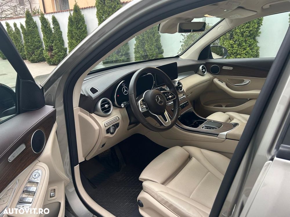 Mercedes-Benz GLC 300 4MATIC - 3