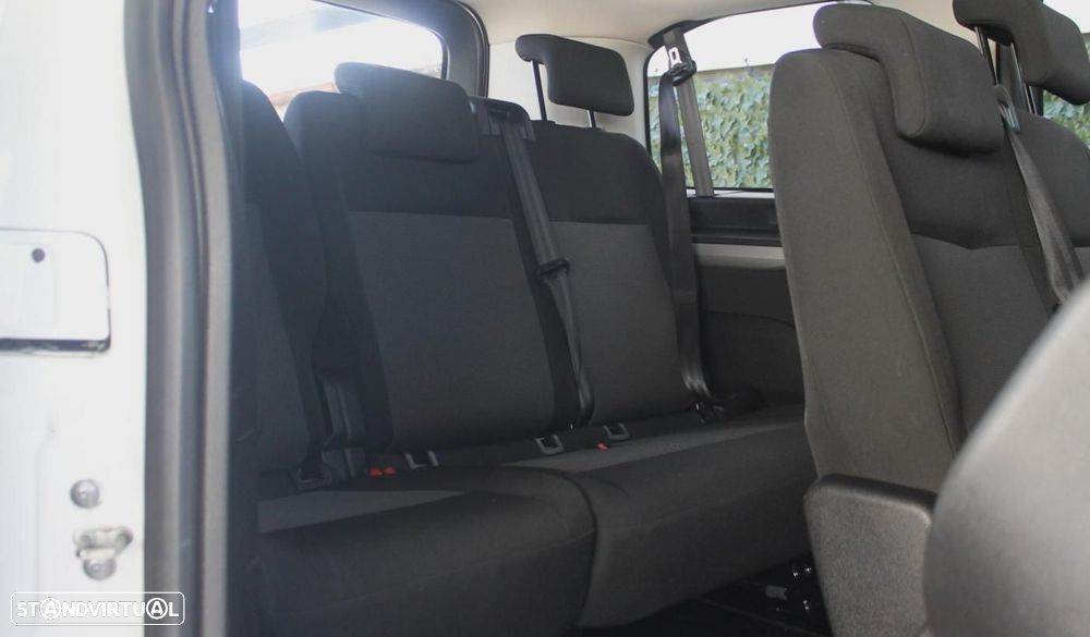 Peugeot Traveller 1.6 BlueHDi L2H1 Business Standard - 12