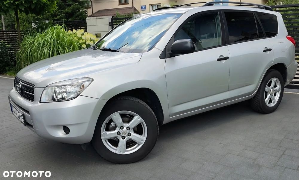 Toyota RAV4 2.4 VVT-i Sport - 10