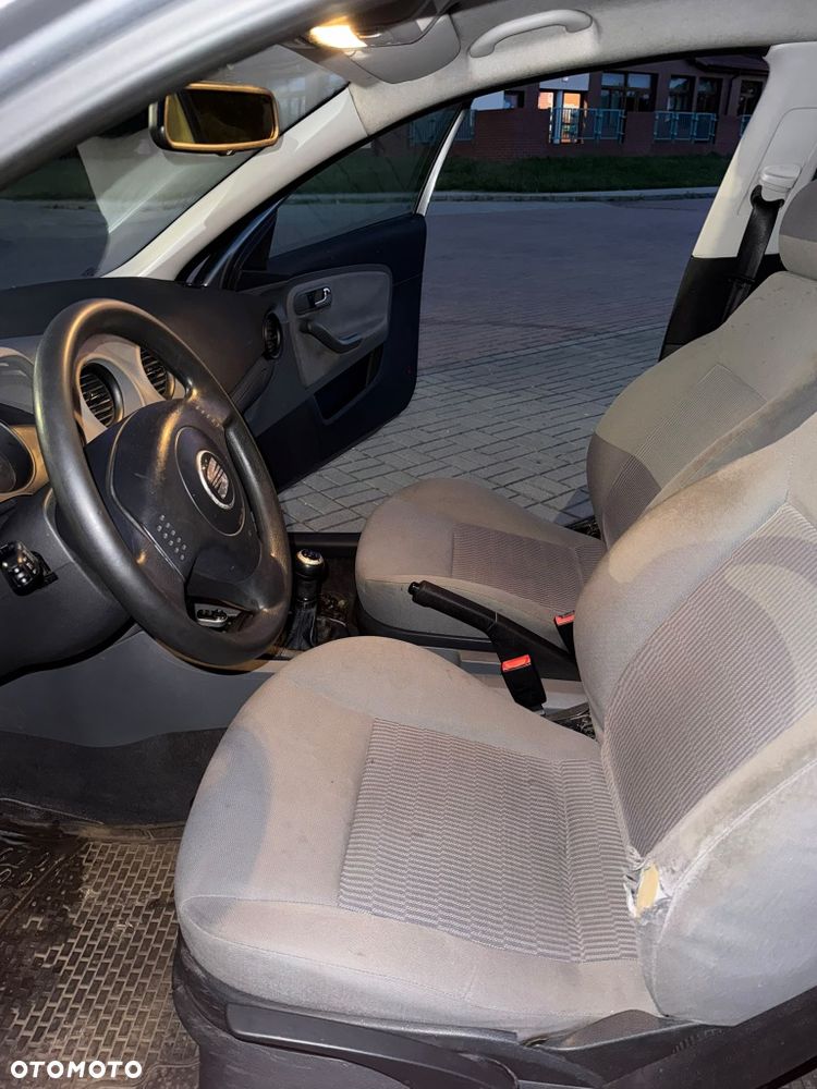 Seat Ibiza - 6