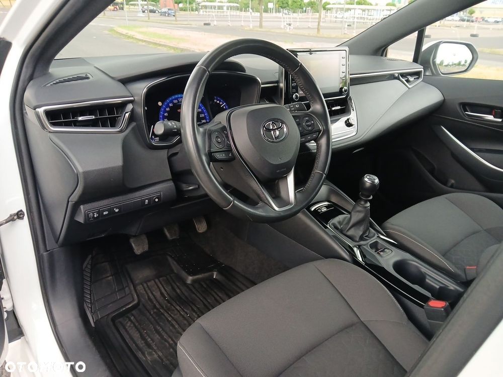 Toyota Corolla 1.2 T Comfort - 17