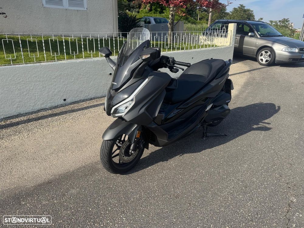Honda Forza - 1