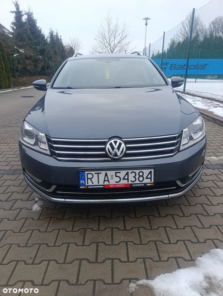 Volkswagen Passat 2.0 TDI Highline - 8