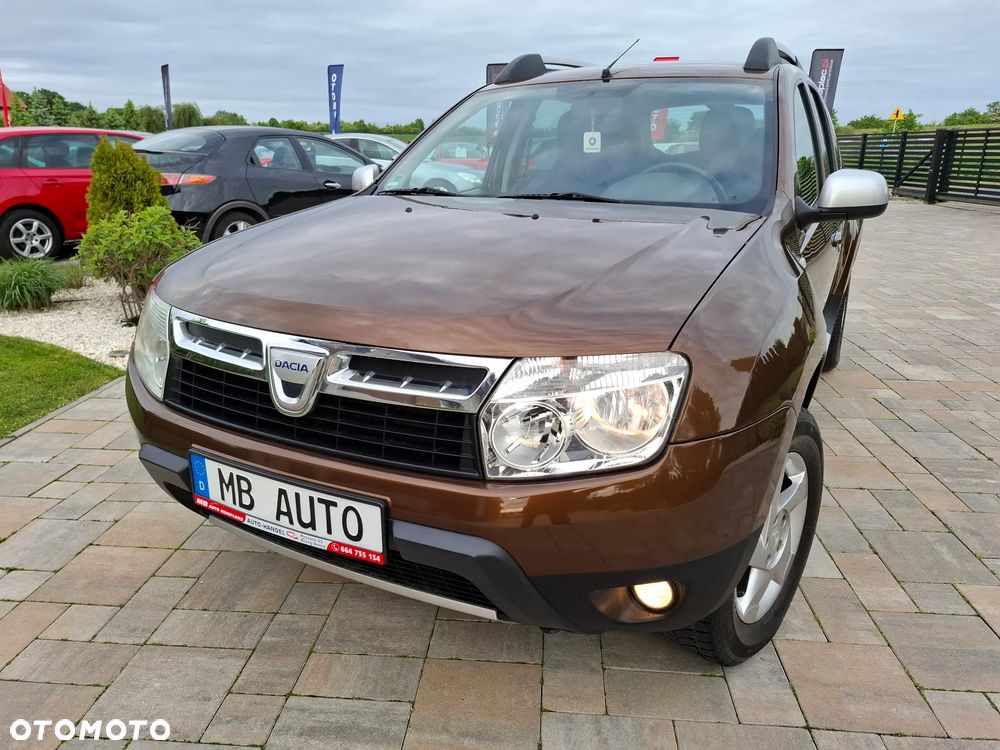 Dacia Duster 1.6 16V 105 4x2 Celebration - 4
