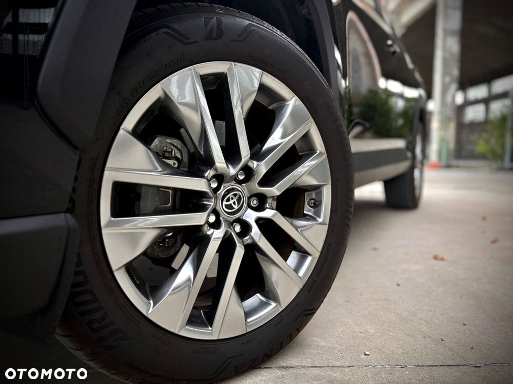 Toyota RAV4 - 5