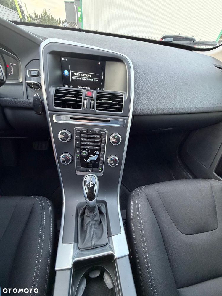 Volvo XC 60 D4 Drive-E Kinetic - 19