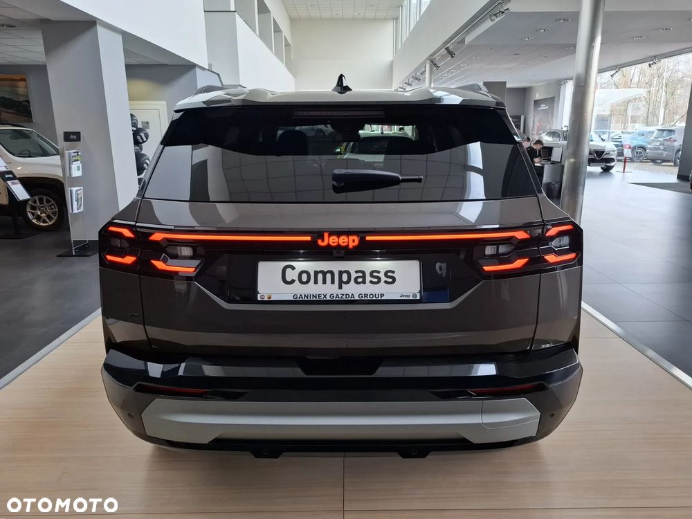 Jeep Compass 74 kWh First Edition - 5