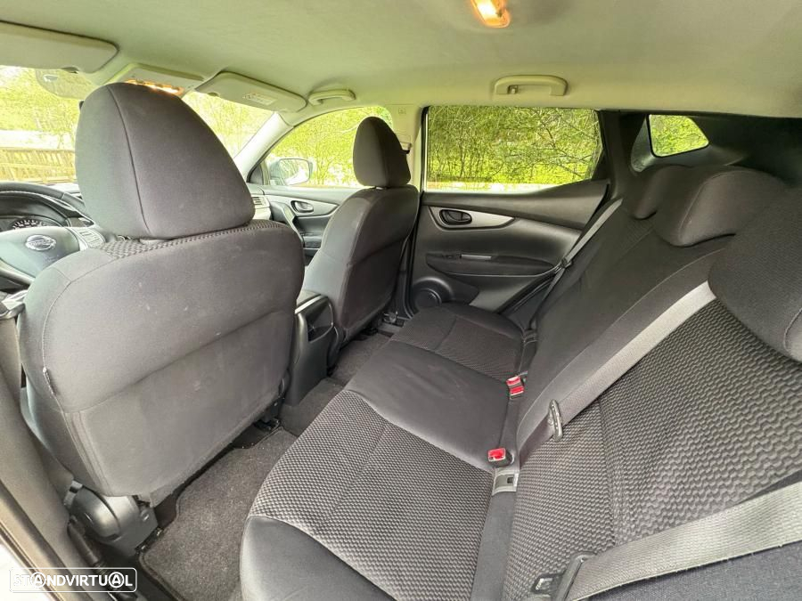 Nissan Qashqai 1.5 dCi Tekna Premium 17 - 22