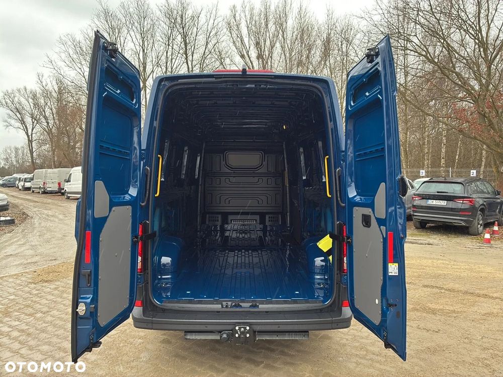 Volkswagen Crafter 35 Furgon L4H3, 2.0BiTDI 177KM, 4490mm, Wysoki dach - 11