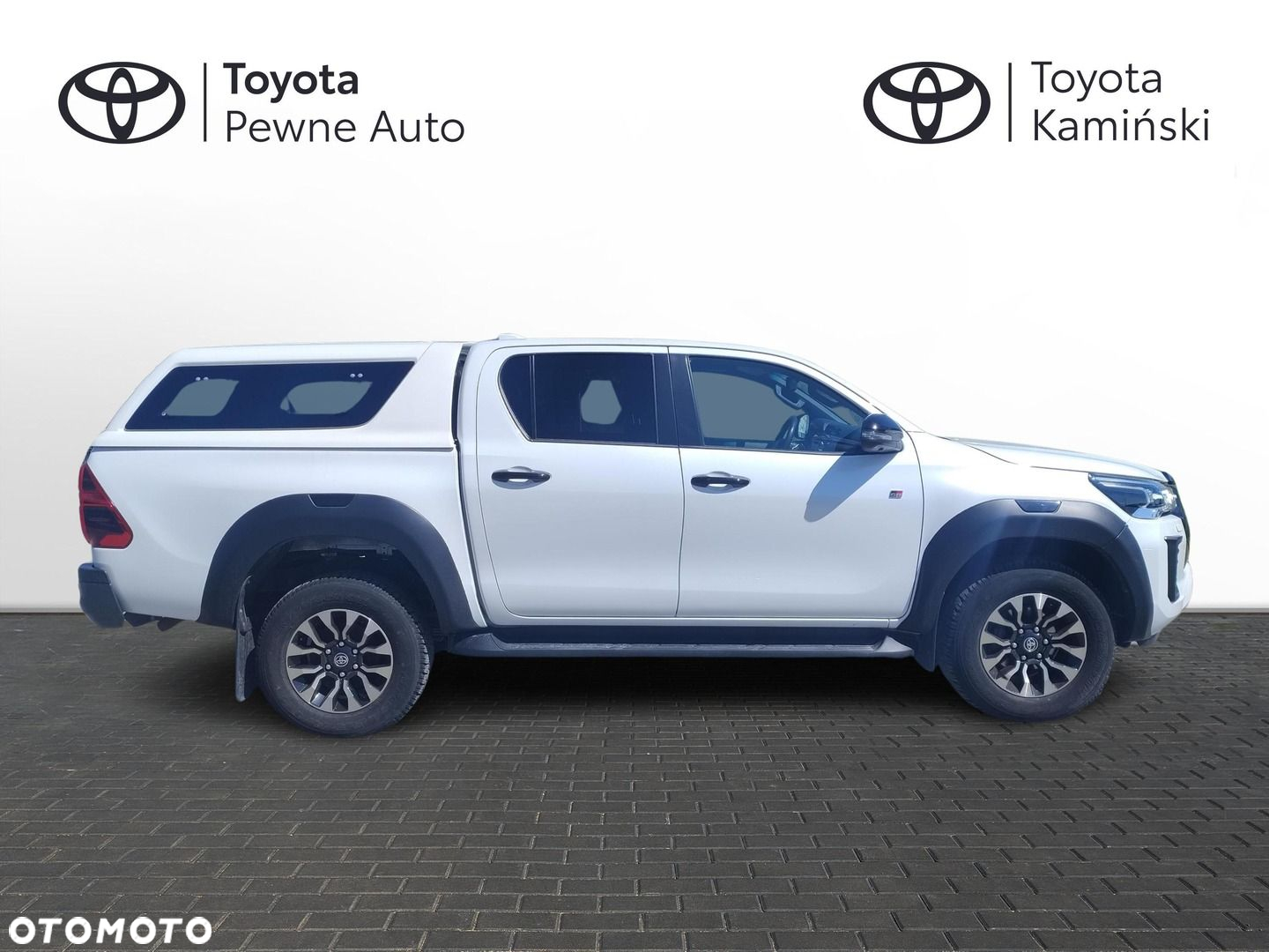 Toyota Hilux 2.8 D-4D Double Cab GR Sport 4x4 - 6