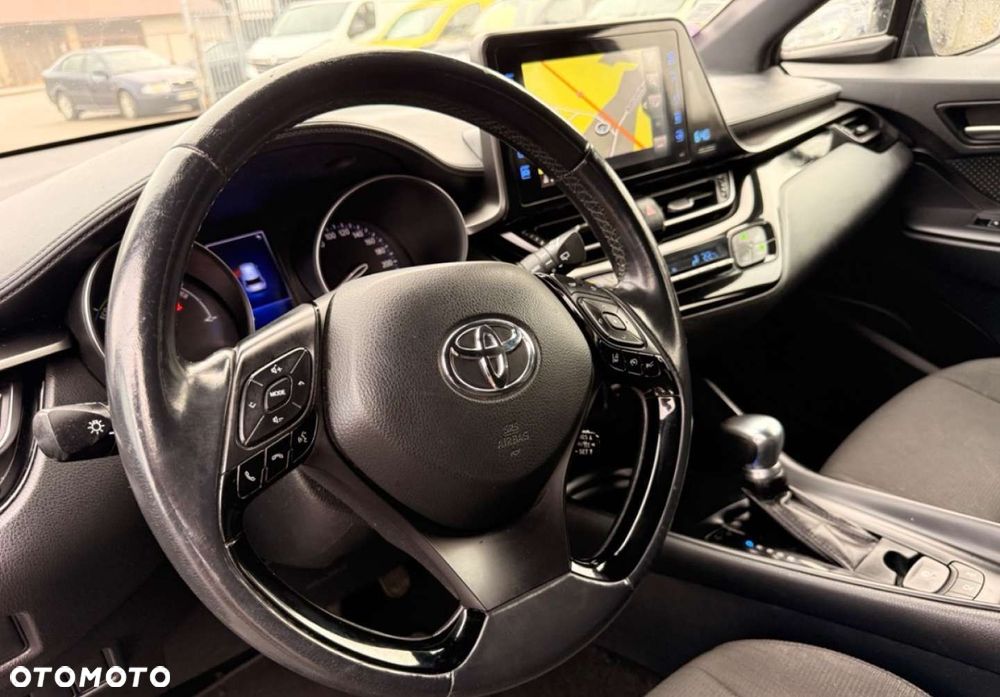 Toyota C-HR - 9