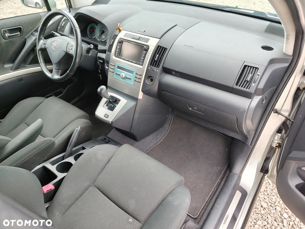 Toyota Corolla Verso 1.8 Sol 7os MM - 32
