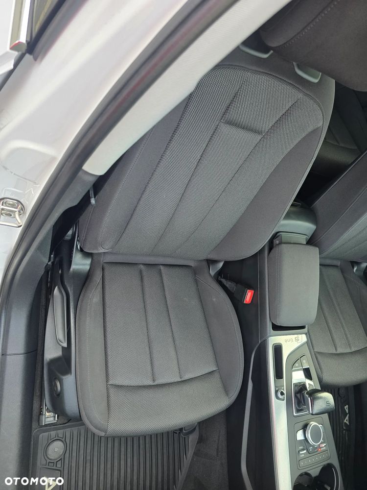 Audi A4 Avant 2.0 TDI DPF clean diesel quattro S tronic S line Sportpaket - 32