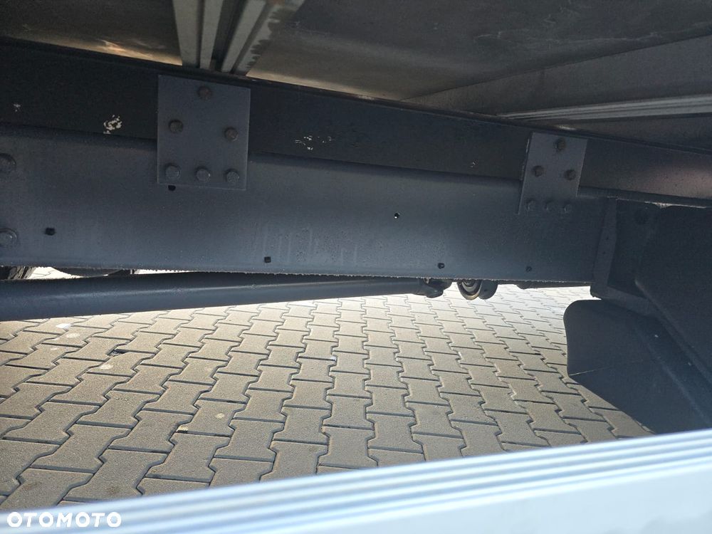 Renault D12 240 - 36