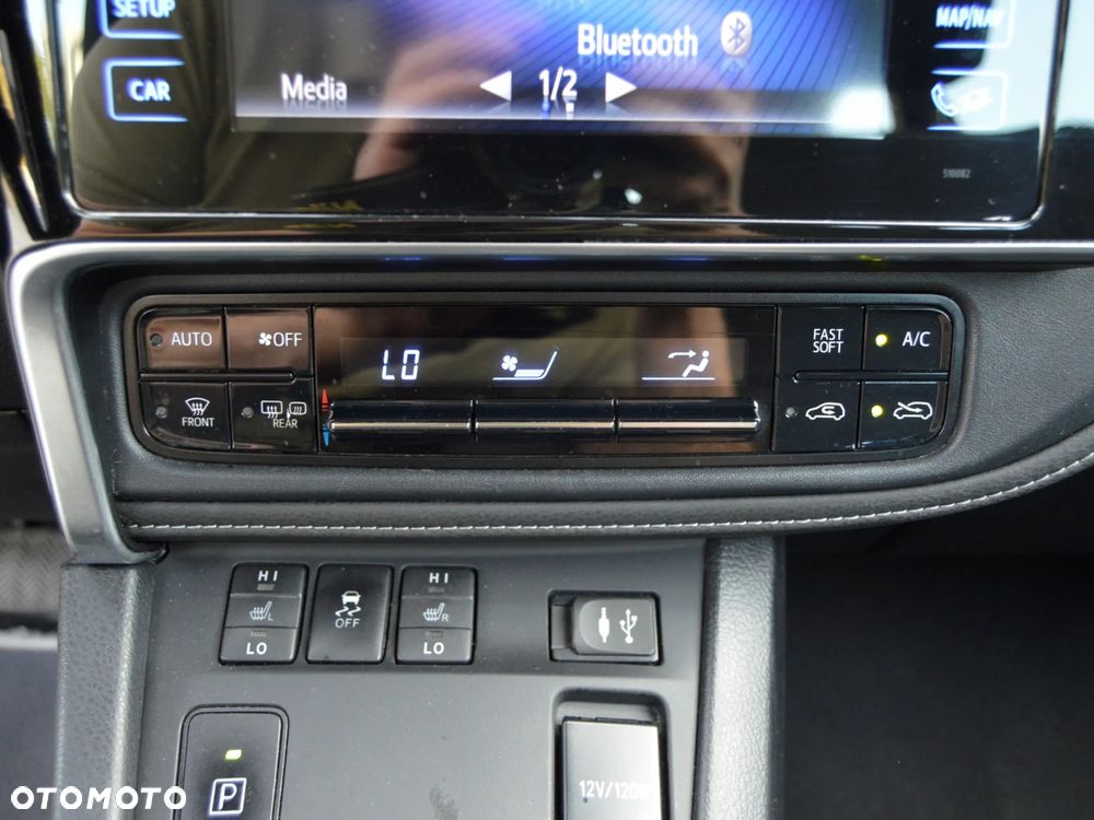 Toyota Auris Hybrid 135 Comfort - 16