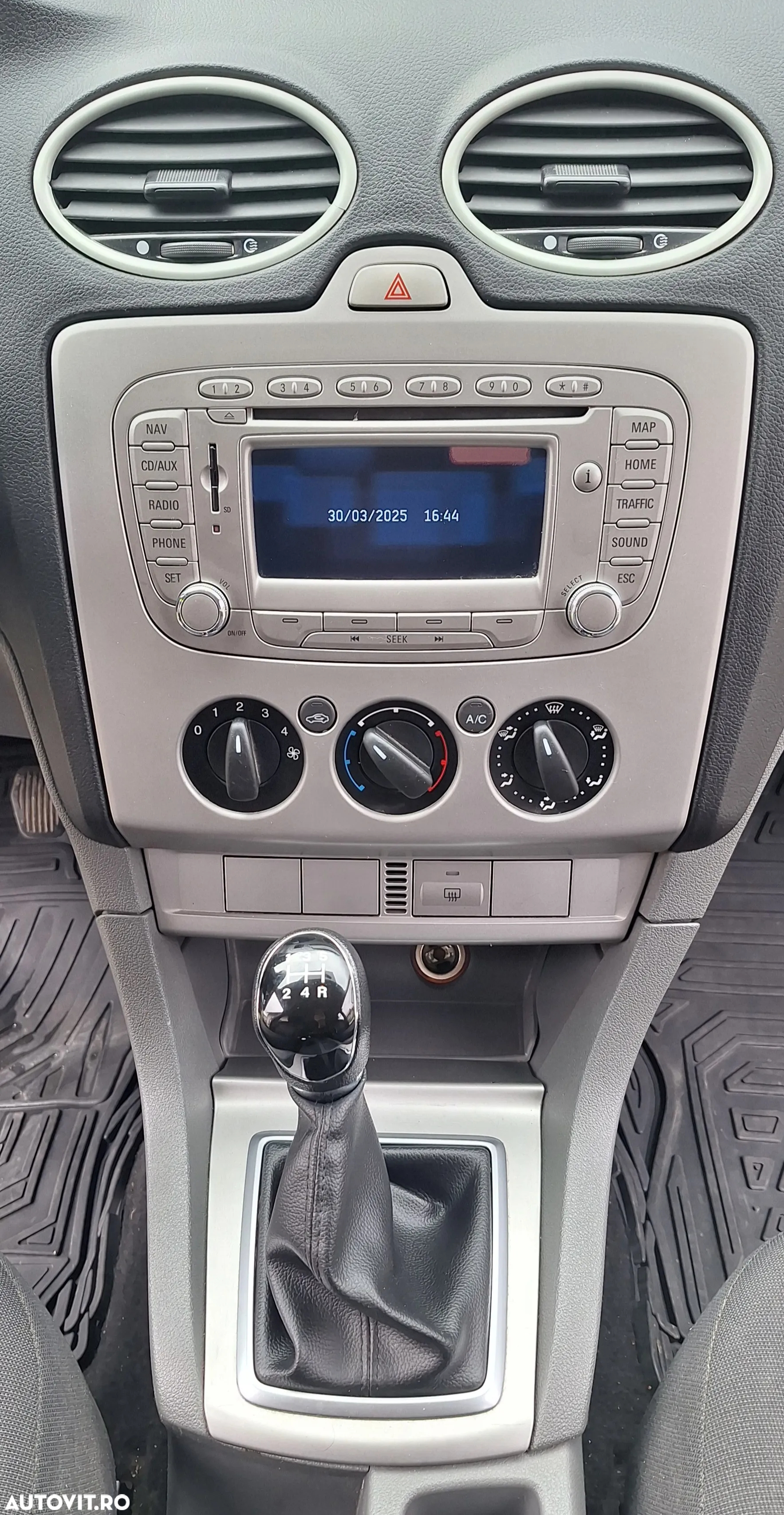 Ford Focus 1.6 TDCI 90 CP Trend - 8