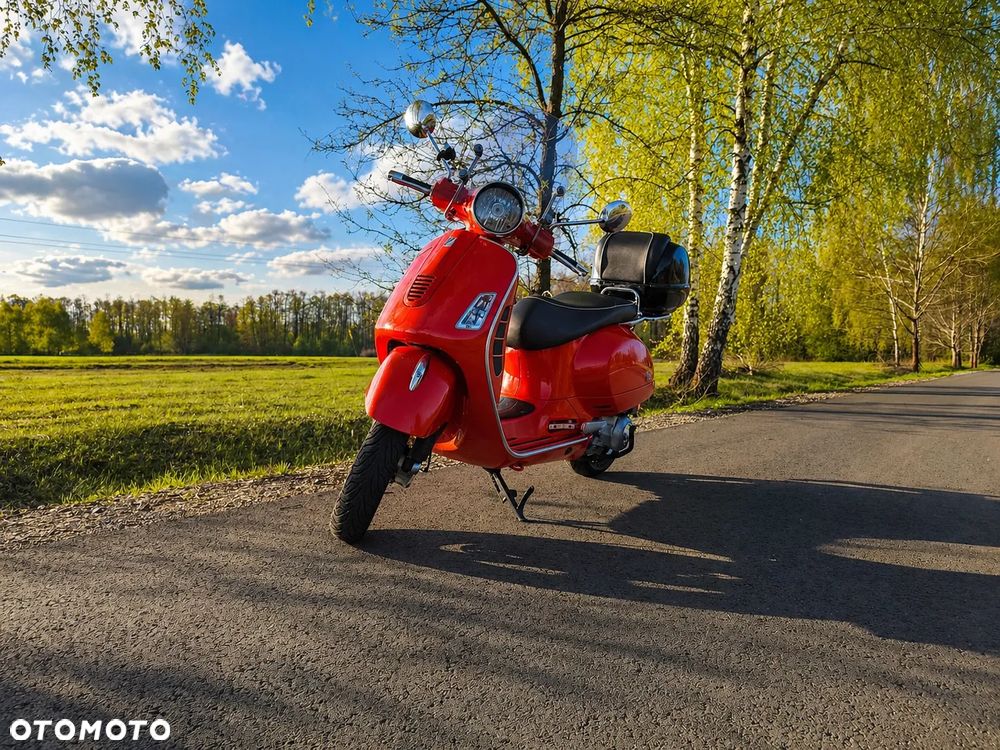 Vespa GTS - 1
