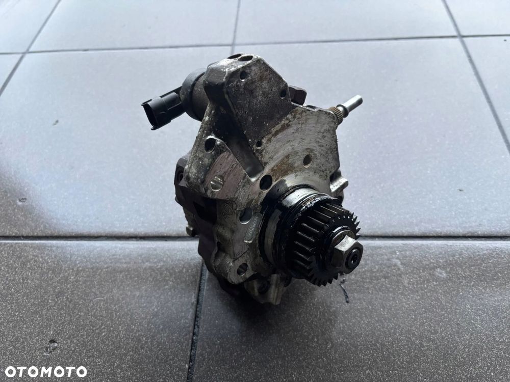 POMPA WTRYSKOWA 2.0 DCI RENAULT NISSAN 0445010099 - 2