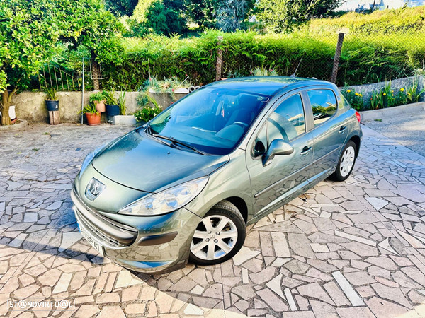 Peugeot 207 1.4 HDi SE Sportium