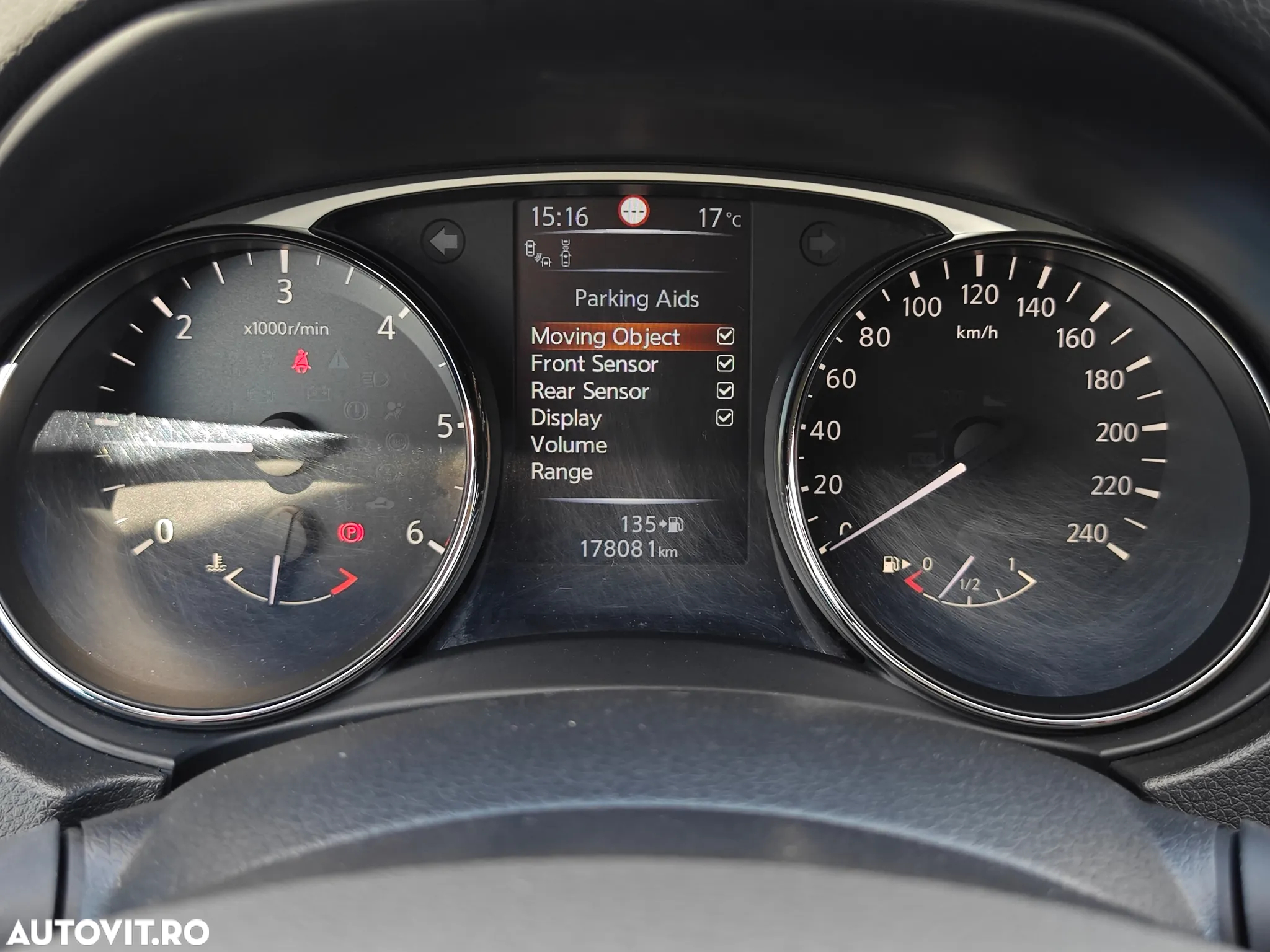 Nissan X-Trail 1.6 dCi ALL-MODE 4x4i Tekna - 17