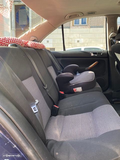 VW Bora 1.9 TDi Highline - 5