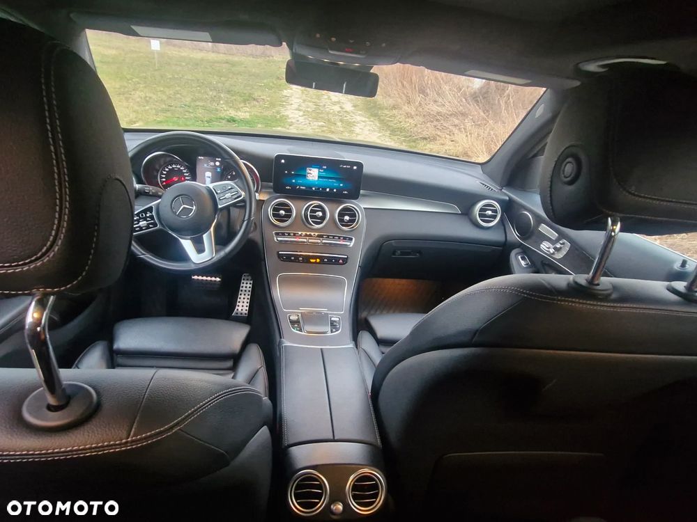 Mercedes-Benz GLC 300 4Matic 9G-TRONIC - 11
