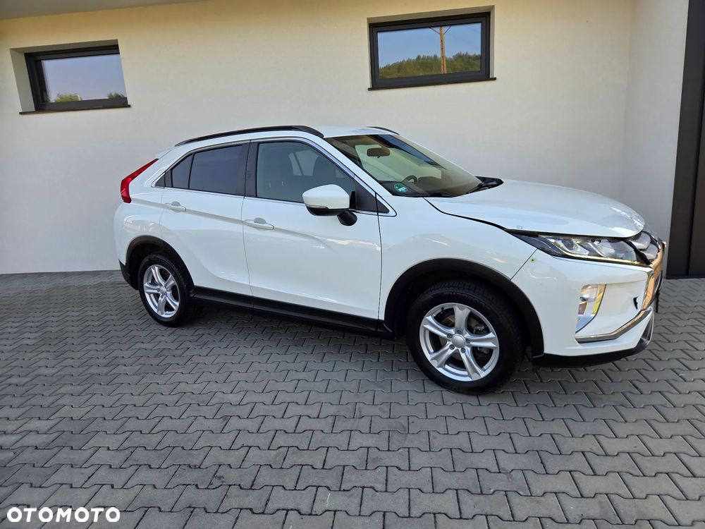 Mitsubishi Eclipse Cross - 15