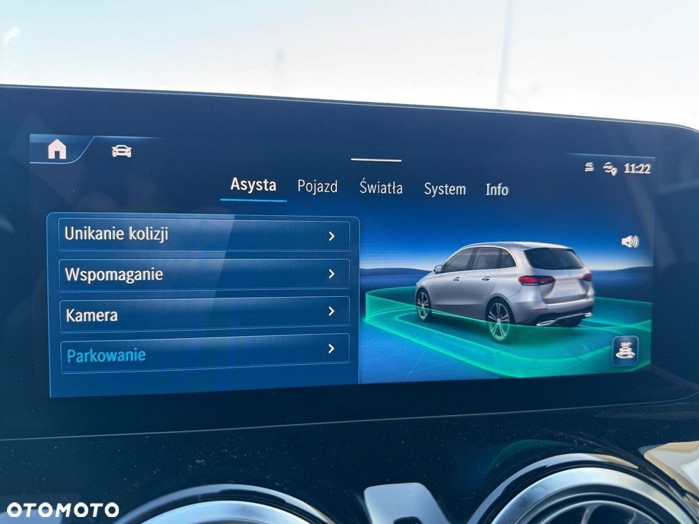 Mercedes-Benz Klasa B 220 4-Matic AMG Line 7G-DCT - 32