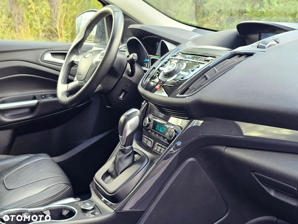 Ford Kuga 2.0 TDCi 4WD Titanium Plus - 35