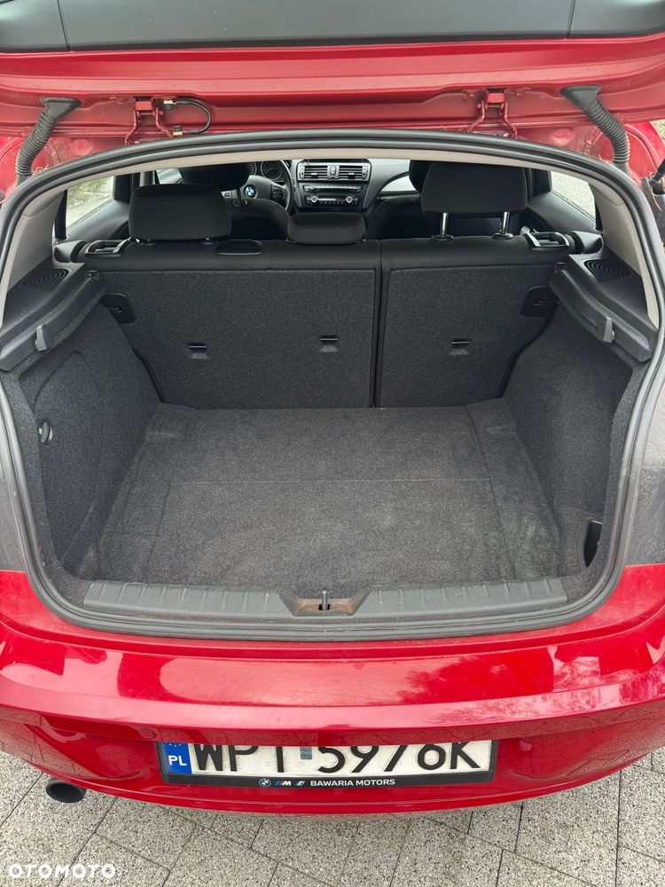 BMW Seria 1 116i - 6