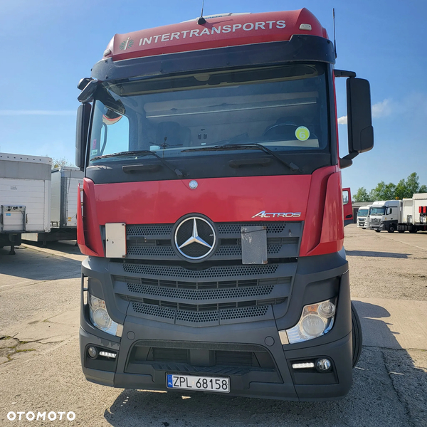 Mercedes-Benz Actros 1854