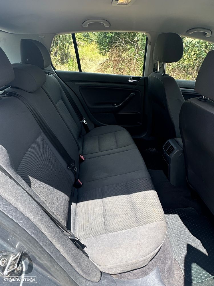 VW Golf - 9