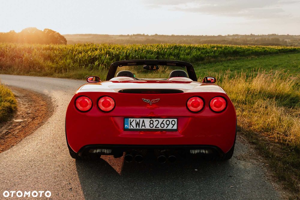 Chevrolet Corvette - 5