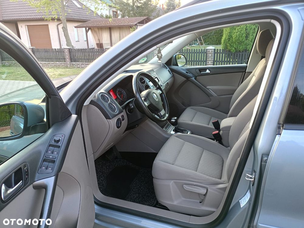 Volkswagen Tiguan - 9