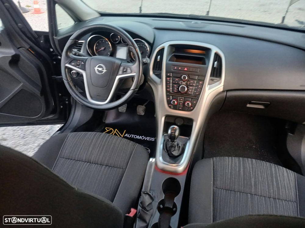 Opel Astra - 2