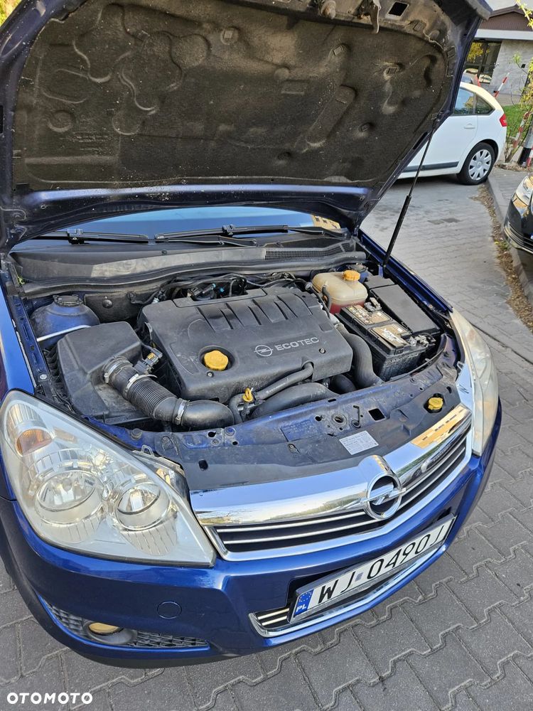 Opel Astra 1.9 CDTI - 8