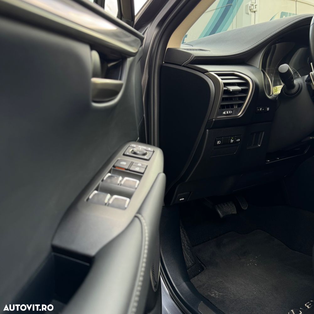 Lexus Seria NX 300h AWD Executive Plus - 15