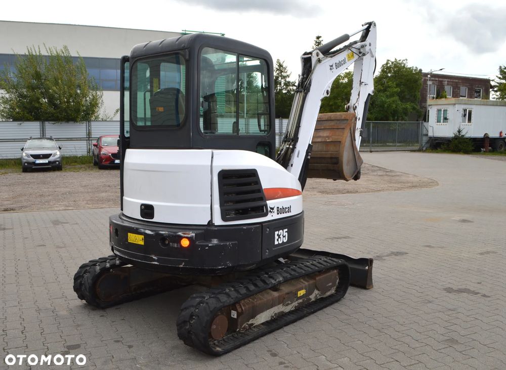 Bobcat E35 - 7