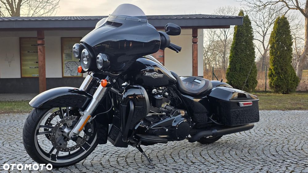 Harley-Davidson FLHXS Special - 13