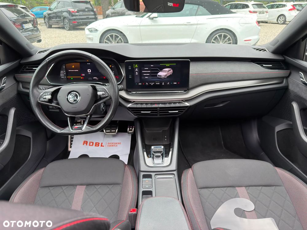 Skoda Octavia 2.0 TDI DSG RS - 23