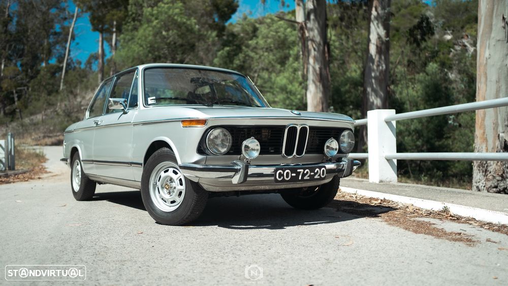 BMW 2002 - 4
