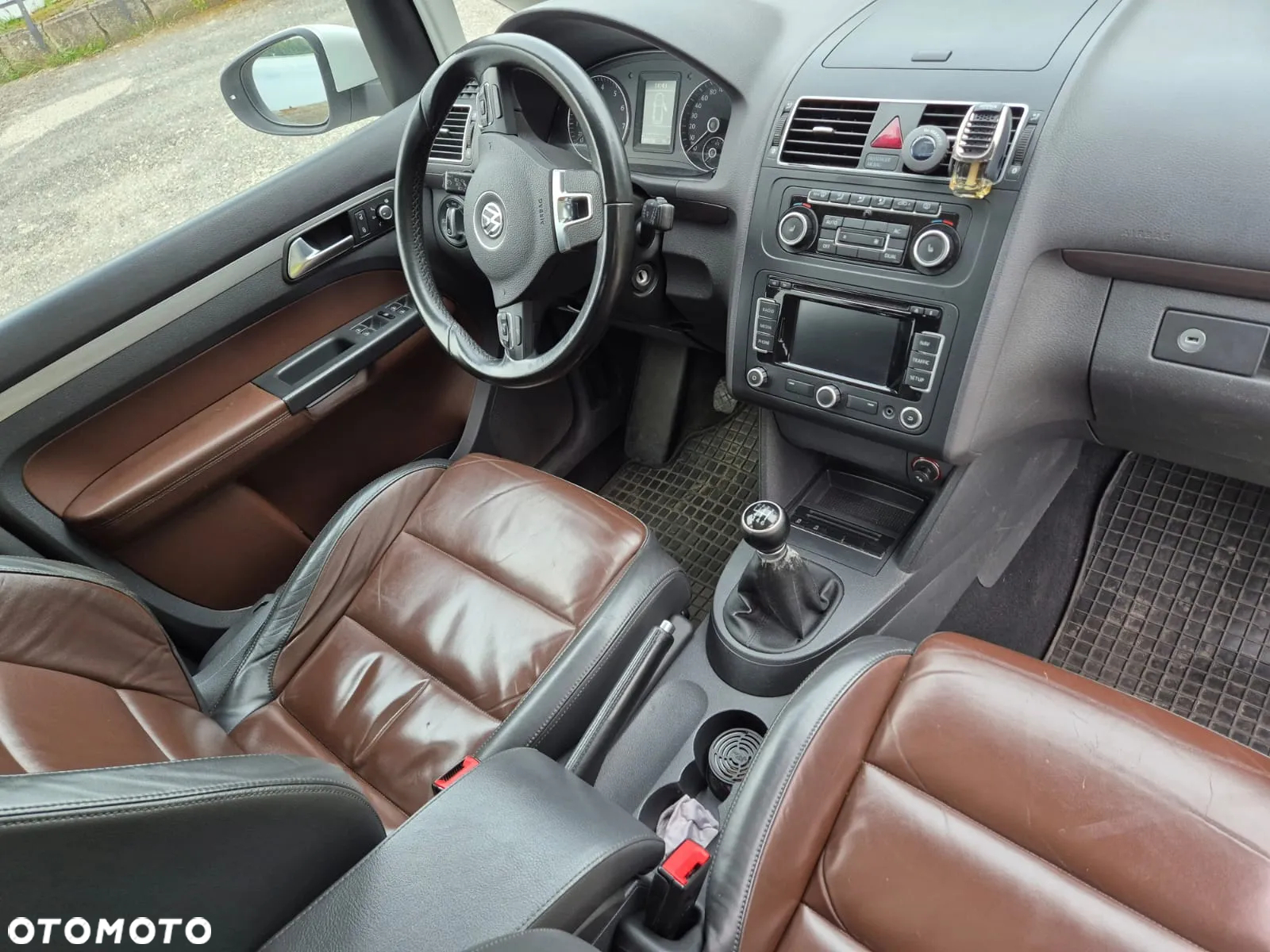 Volkswagen Touran 1.2 TSI BlueMot Comfortline - 27