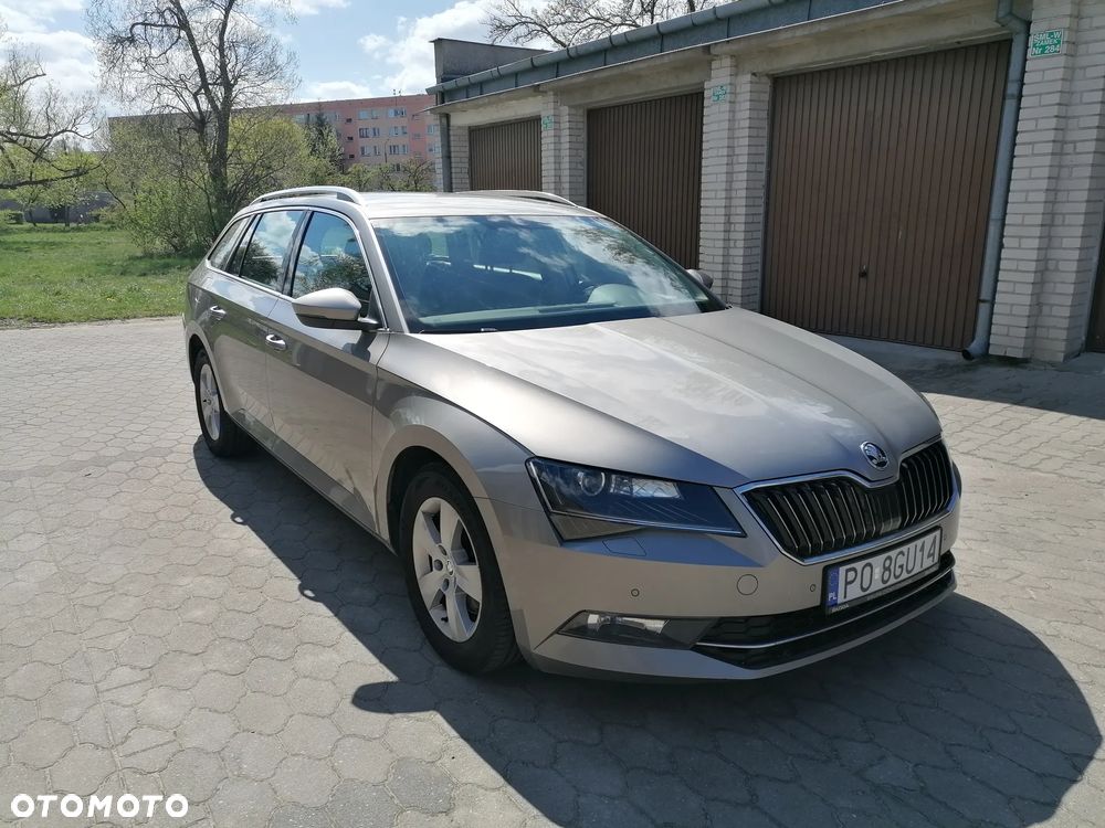 Skoda Superb 2.0 TDI Ambition - 3