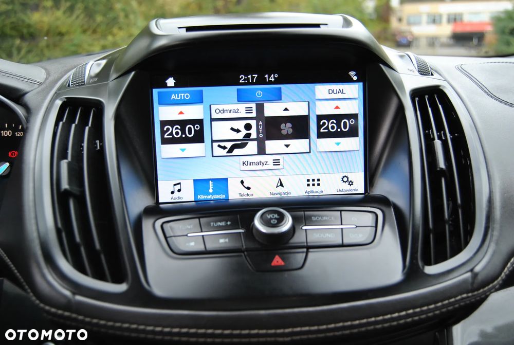 Ford Kuga - 18